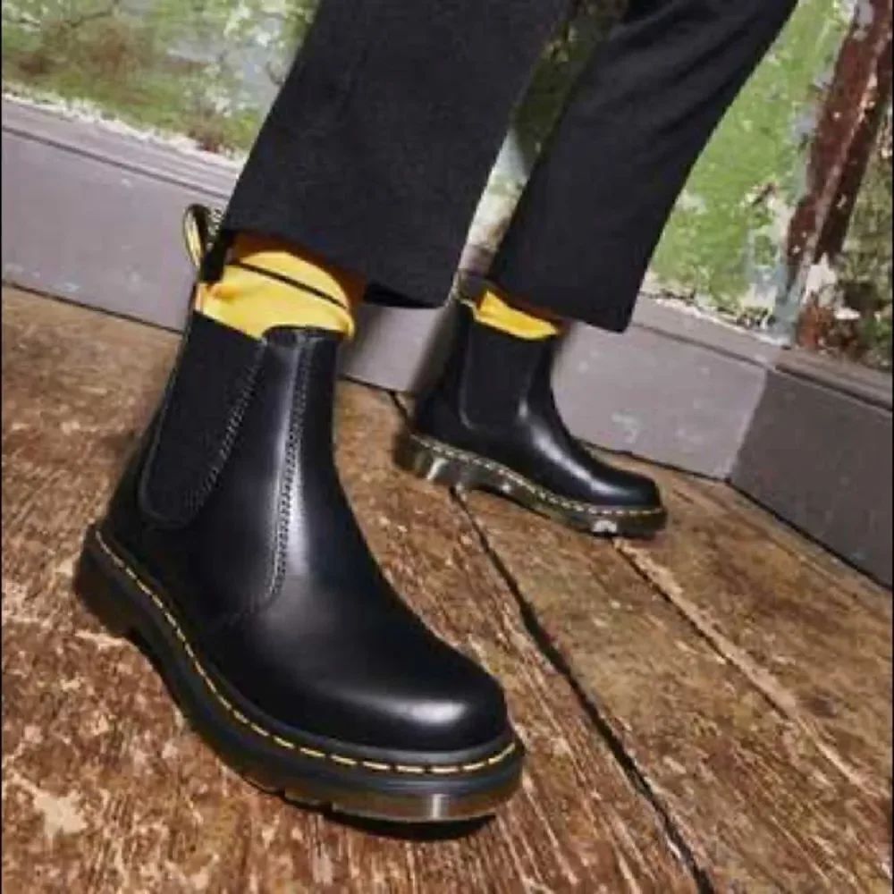 Dr.βMartensβ2976Β WARMWAIRβLEATHERβCHELSEAβBOOTS